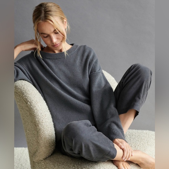 100% Cashmere Boyfriend Sweater - Picture 3 of 6